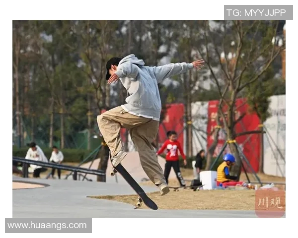 周强独家分享滑板心得与技巧助你轻松掌握滑板运动的乐趣与挑战